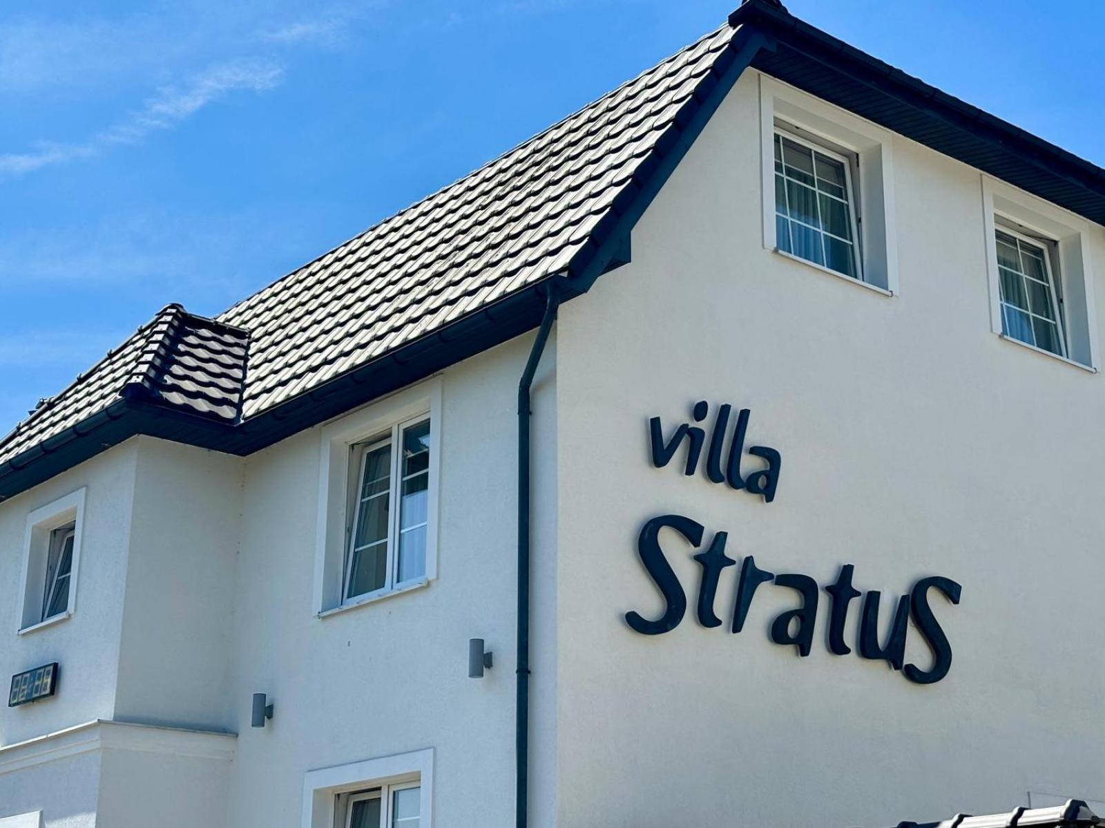 Villa Stratus กดัญสก์ ภายนอก รูปภาพ